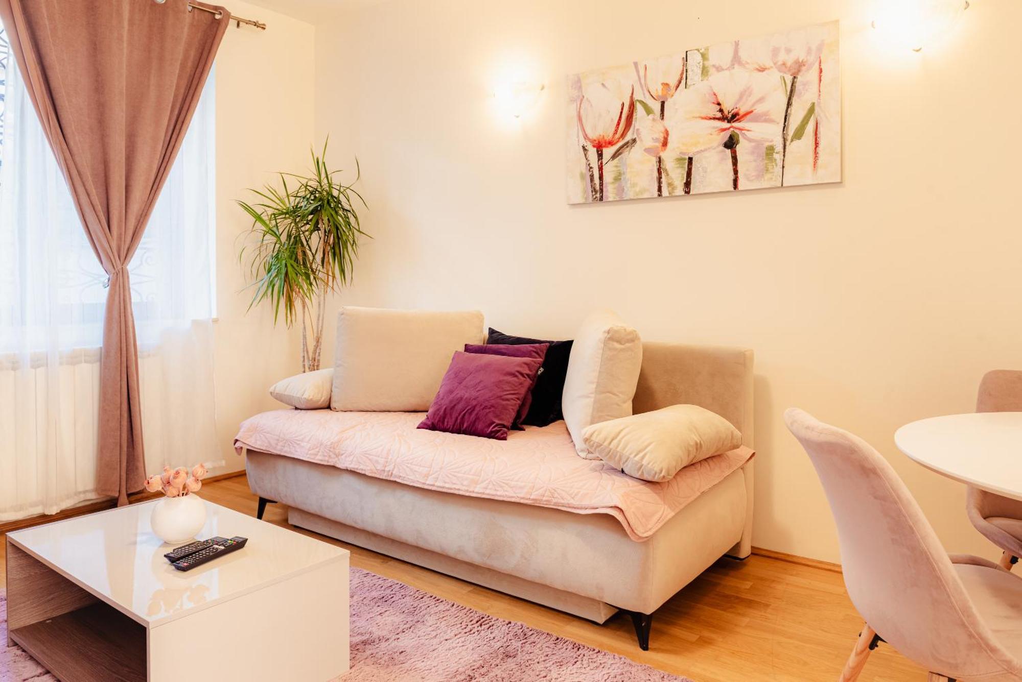 Downtown Apartment Boutique Green Garden Unirii ブカレスト エクステリア 写真